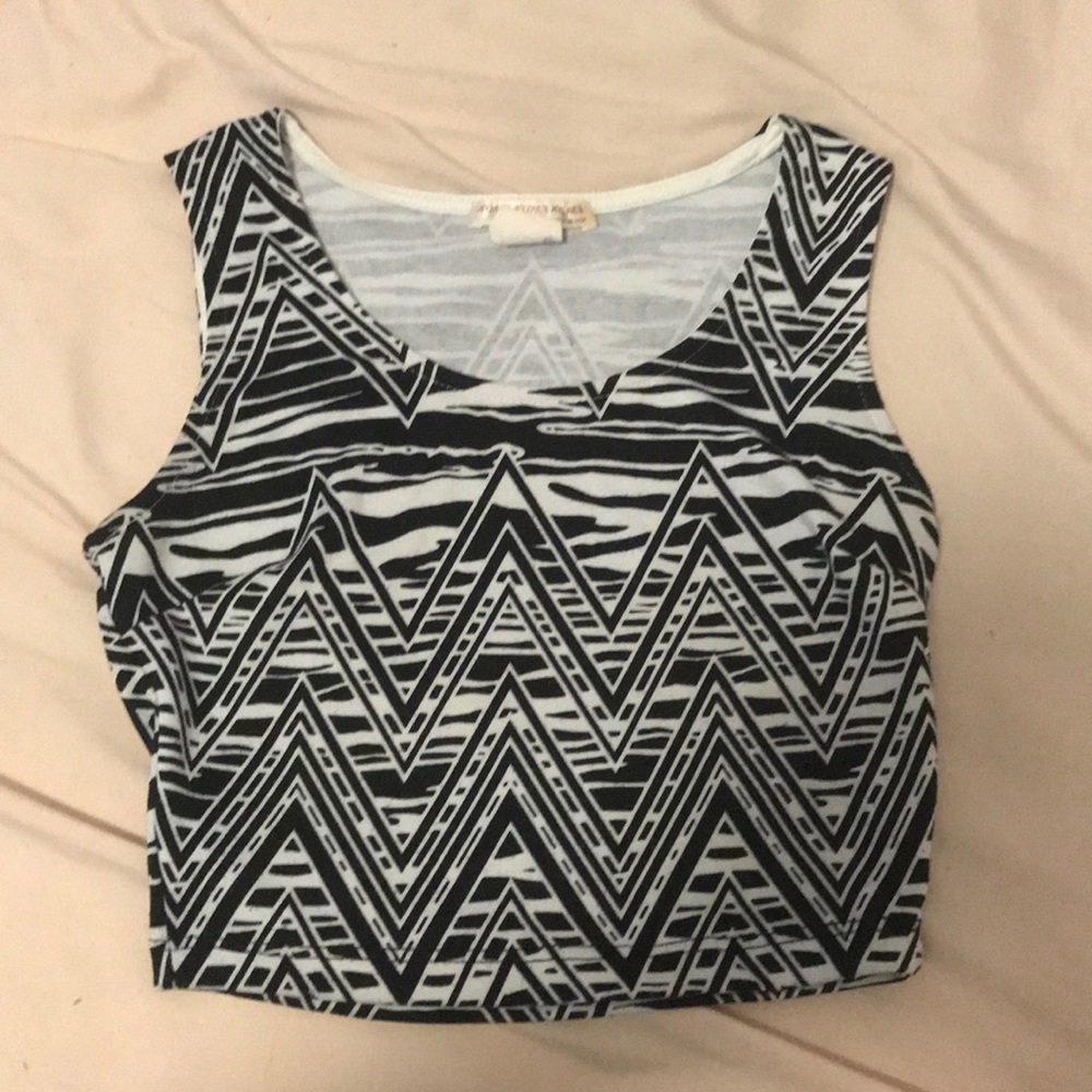 Black and White Patterned A’Gaci Crop Top